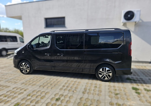 Renault Trafic cena 141000 przebieg: 155800, rok produkcji 2019 z Kutno małe 742
